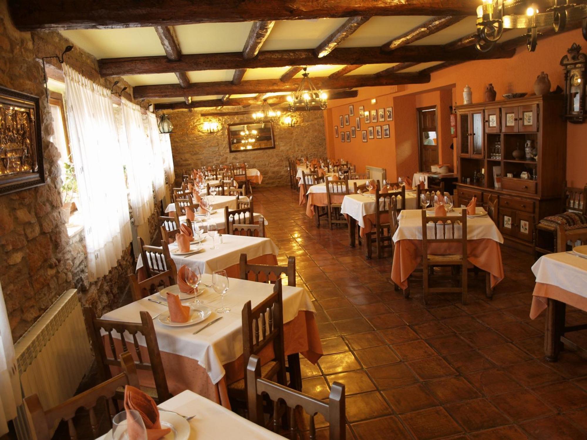 Hotel La Vega Alcala De La Selva Ngoại thất bức ảnh