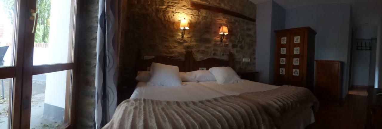 Hotel La Vega Alcala De La Selva Ngoại thất bức ảnh