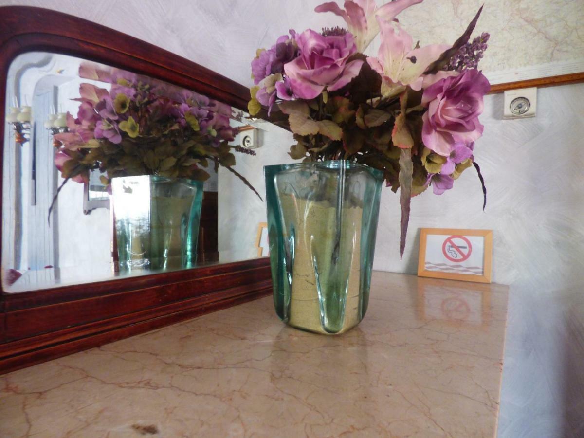 Hotel La Vega Alcala De La Selva Ngoại thất bức ảnh